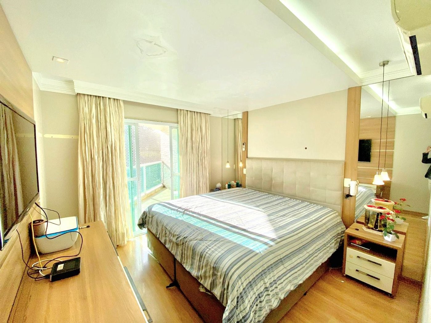 Casa com 3 dormitórios à venda, 272 m² por R$ 1.990.000,00 - Embaré - Santos/SP