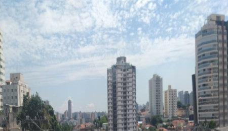 Casa à venda com 6 quartos, sendo 4 suítes,  em Santana, São Paulo, SP