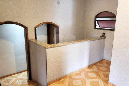 Casa à venda com 4 quartos, sendo 2 suítes, em Vila Maria Alta, São Paulo, SP