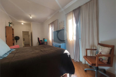 Sobrado à venda com 3 quartos, sendo 2 suítes, em Vila Pompéia, São Paulo, SP