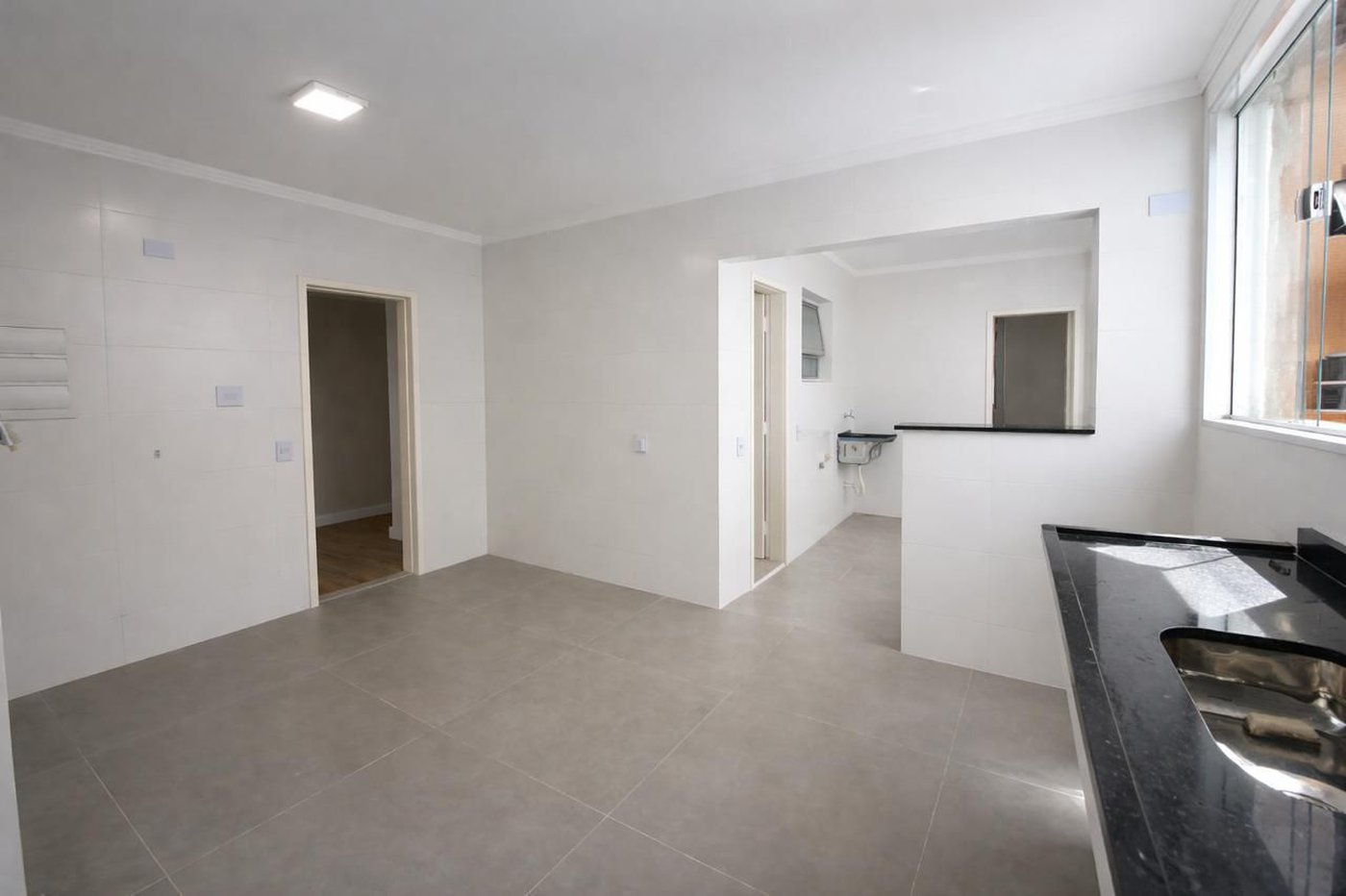 Apartamento com 3 dormitórios à venda, 110 m² por R$ 1.550.000,00 - Boqueirão - Santos/SP
