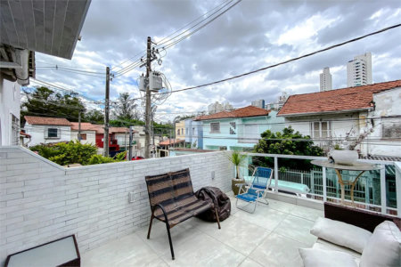 Sobrado à venda com 3 quartos, sendo 2 suítes, em Aclimação, São Paulo, SP
