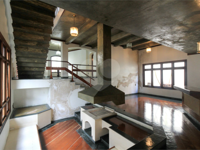 Casa à venda com 5 quartos, sendo 3 suítes,  em Jardim São Bento, São Paulo, SP