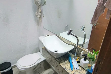 Sobrado à venda com 3 quartos, sendo 1 suíte, em Vila Butantã, São Paulo, SP