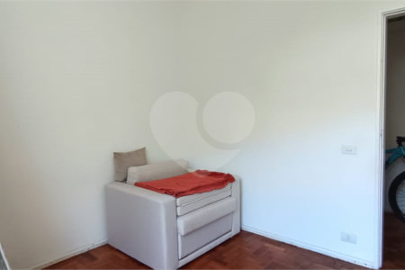 Apartamento à venda com 2 quartos, sendo 1 suíte, em Lagoa, Rio de Janeiro, RJ