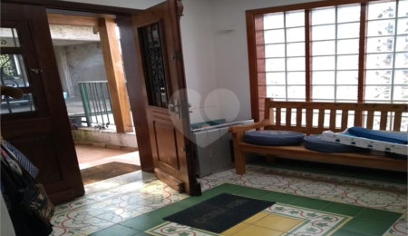 Casa à venda com 5 suítes em Vila Pirajussara, São Paulo, SP