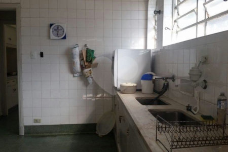 Casa à venda com 3 quartos, sendo 1 suíte, em Butantã, São Paulo, SP