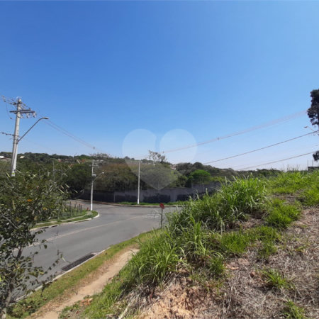 Terreno à venda com 1 suíte em Bosque, Vinhedo, SP
