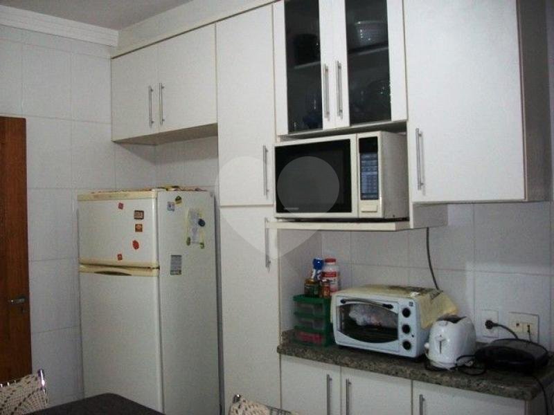 Sobrado à venda com 3 suítes em Parada Inglesa, São Paulo, SP