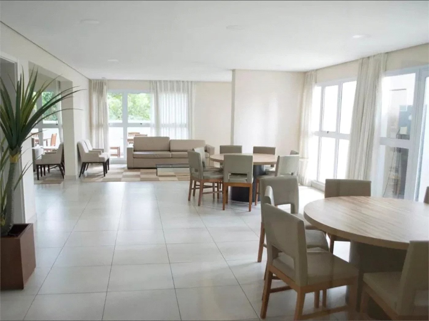 Apartamento à venda com 2 suítes em Jardim Fonte do Morumbi, São Paulo, SP
