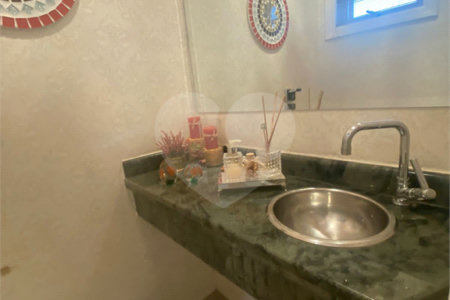 Casa à venda com 4 suítes no condomínio Okinawa, Paulínia - SP