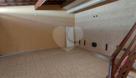 Casa à venda com 2 quartos, sendo 1 suíte,  em Vila Jardini, Sorocaba, SP