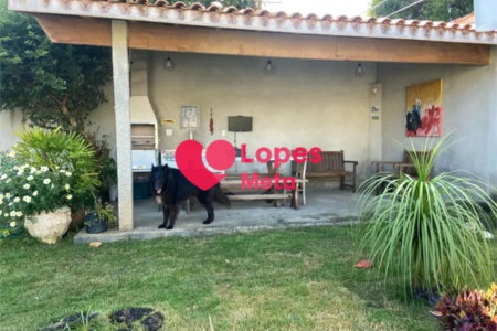 Casa à venda com 2 quartos no condomínio Portal da Serra, São José dos Campos - SP