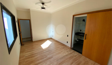Casa à venda com 3 suítes no condomínio Lagos D Icaraí, Salto - SP