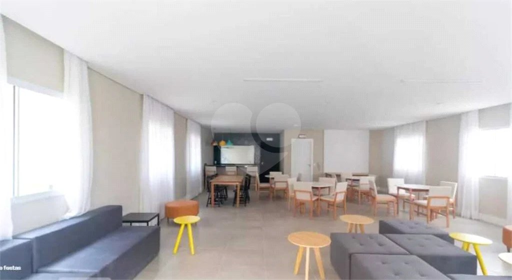 Apartamento com 50m², 2 dormitórios, 1 vaga, á venda em Itaquera.