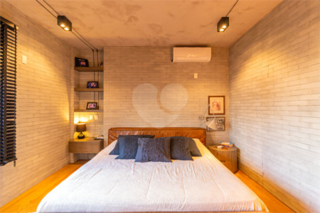 Apartamento à venda com 4 suítes em Campo Belo, São Paulo, SP