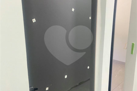 Casa à venda com 3 quartos, sendo 1 suíte, no condomínio Residencial Alto da Boa Vista, Araraquara - SP