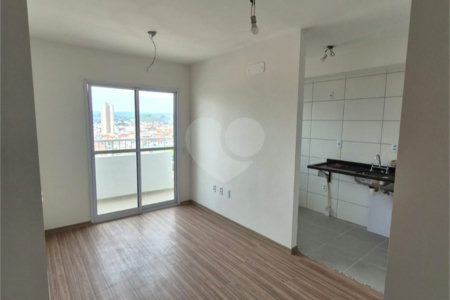 Apartamento à venda com 2 quartos, sendo 1 suíte,  em Vila Hortência, Sorocaba, SP