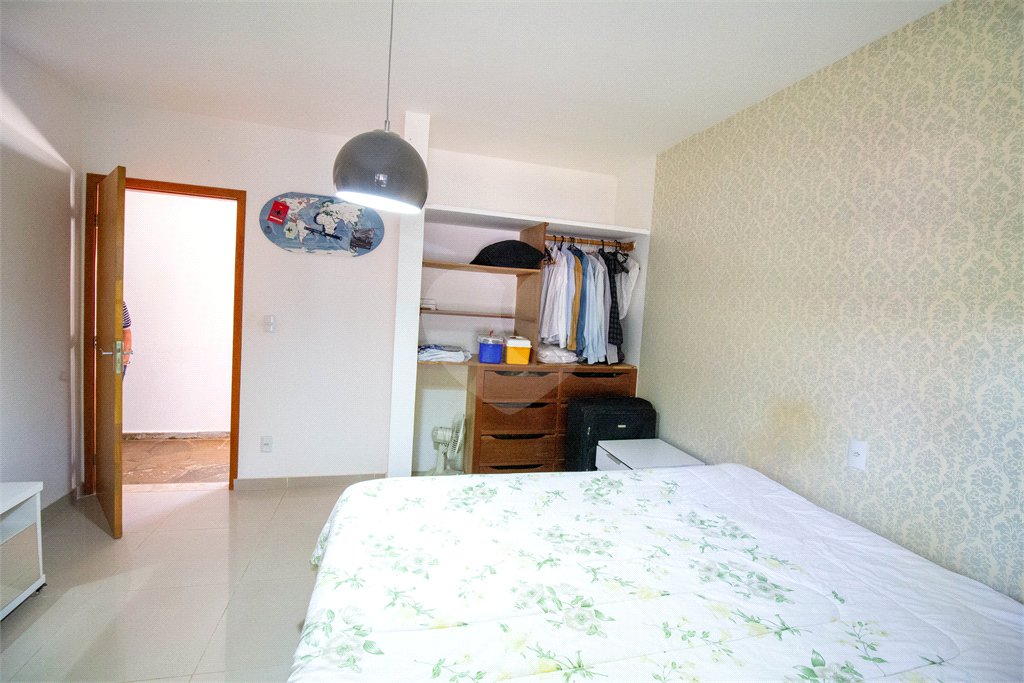Chácara à venda com 4 quartos, sendo 1 suíte, em Saboó, São Roque, SP