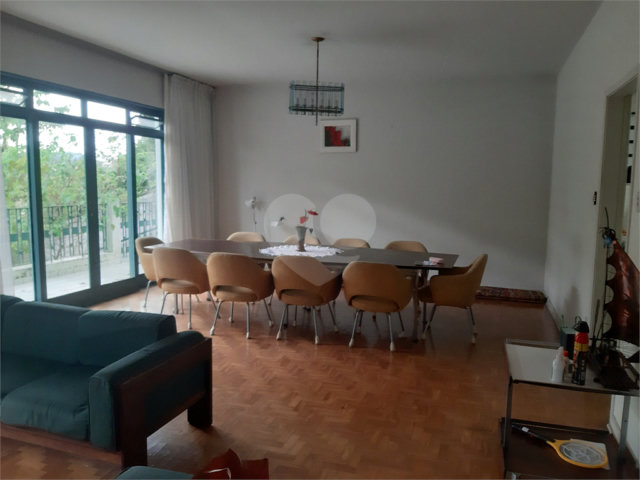 Sobrado à venda com 3 quartos, sendo 1 suíte,  em Horto, São Paulo, SP