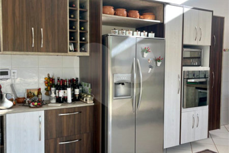 Casa à venda com 4 suítes no condomínio Residencial Vale das Laranjeiras, Indaiatuba - SP