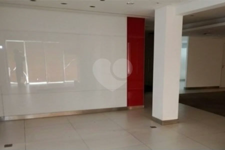 PRÉDIO MONOUSUÁRIO - LOJA CORPORATIVA DE ALTO PADRÃO - BORBA GATO