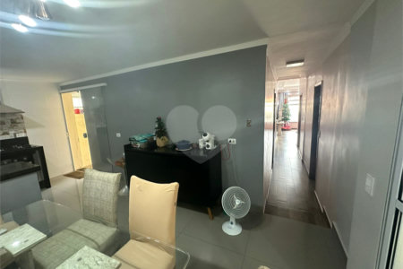 Casa à venda com 4 quartos em Chora Menino, São Paulo, SP