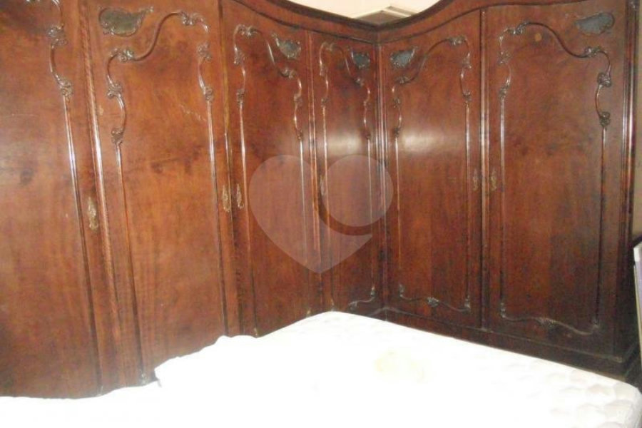 Sobrado à venda com 5 quartos, sendo 1 suíte, em Tremembé, São Paulo, SP