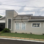 Casa à venda com 4 quartos, sendo 3 suítes, no condomínio Lago da Serra, Araçoiaba da Serra - SP