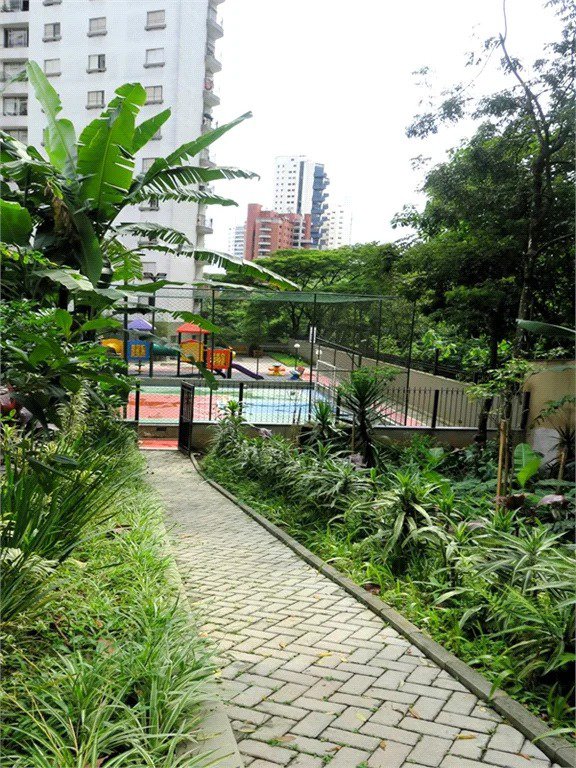 Apartamento à venda com 3 quartos, sendo 1 suíte,  em Jardim Sul, São Paulo, SP