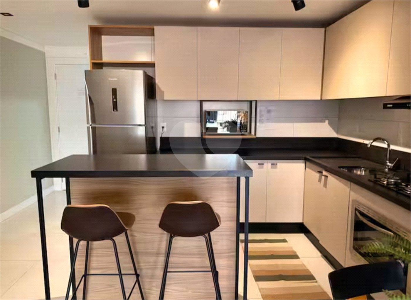 Apartamento à venda com 2 suítes em Jurerê, Florianópolis, SC