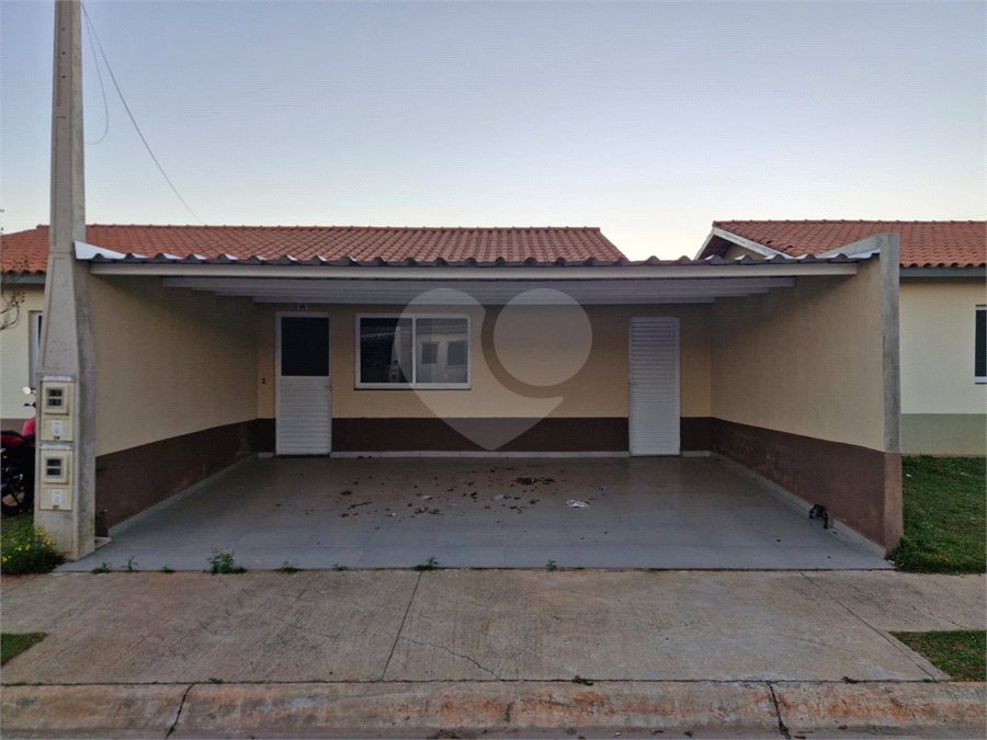 Casa à venda com 2 quartos em Jardim Nova Era, Itapetininga, SP