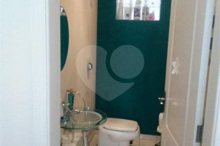 Casa à venda com 3 suítes no condomínio Residencial dos Lagos, Itupeva - SP