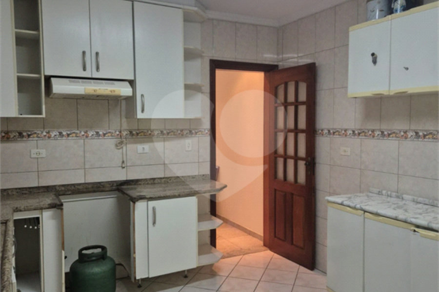 Sobrado à venda com 3 quartos, sendo 1 suíte, em Vila Bonilha, São Paulo, SP