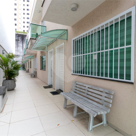 Casa à venda com 3 quartos, sendo 1 suíte, no condomínio Orquideas, São Paulo - SP
