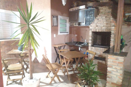 Casa a venda no bairro Nova Cerejeira, Atibaia-SP