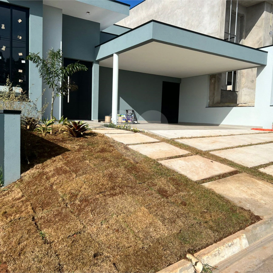Casa à venda com 3 quartos, sendo 1 suíte, no condomínio Phytos, Itupeva - SP