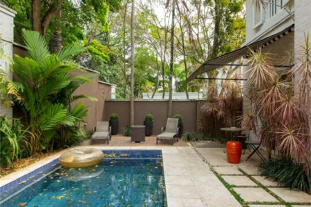 Casa à venda com 4 suítes no condomínio Outeiro, São Paulo - SP