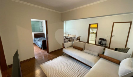 Apartamento à venda com 3 quartos, sendo 1 suíte,  em Vila Olímpia, São Paulo, SP