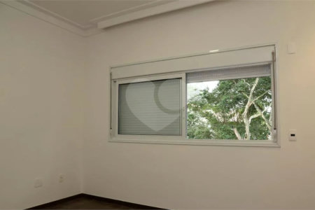 Casa à venda com 3 suítes no condomínio Residencial Morumbi, São Paulo - SP