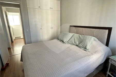 Apartamento à venda com 3 quartos, sendo 1 suíte,  em Vila Suzana, São Paulo, SP
