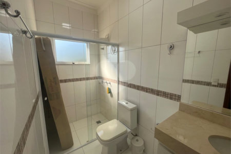 Casa à venda com 3 suítes no condomínio Lago da Serra, Araçoiaba da Serra - SP