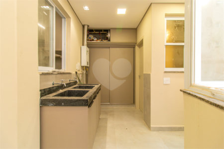 Apartamento à venda com 3 quartos, sendo 2 suítes, em Bela Vista, São Paulo, SP