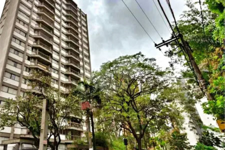 Apartamento à venda com 3 quartos, sendo 1 suíte, em Vila Andrade, São Paulo, SP
