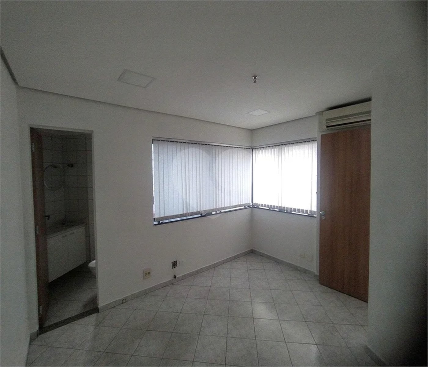 Sala à venda em Santana, São Paulo, SP
