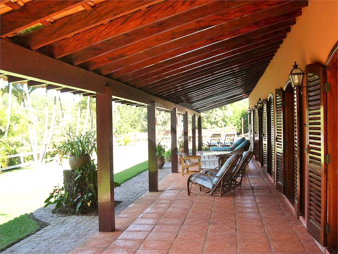Casa em condomínio à venda ou para alugar com 4 quartos, sendo 2 suítes, em Caixa D´água, Vinhedo, SP