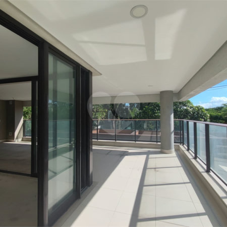 Apartamento à venda com 4 suítes em Jardim Leonor, São Paulo, SP
