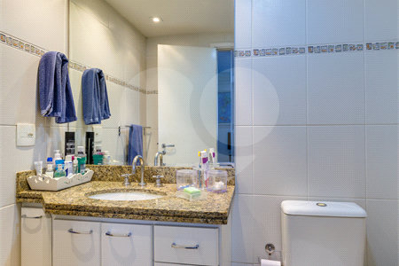 Apartamento à venda com 3 suítes em Alto da Boa Vista, São Paulo, SP