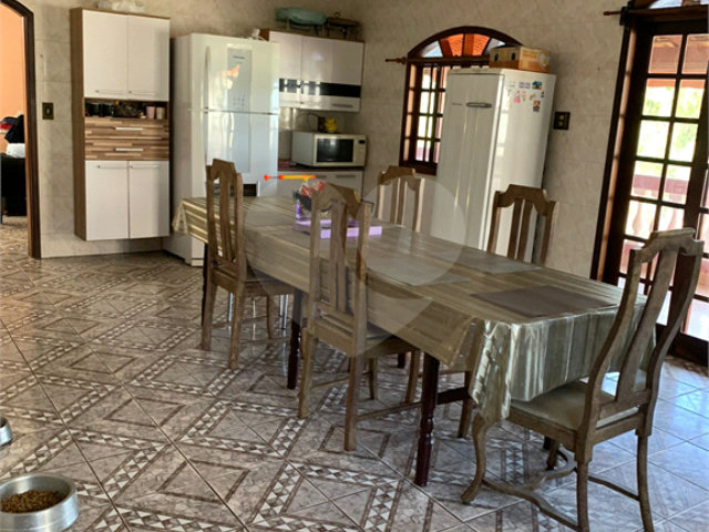 Casa à venda com 4 quartos, sendo 1 suíte,  em Loteamento Rancho Maringá II, Atibaia, SP