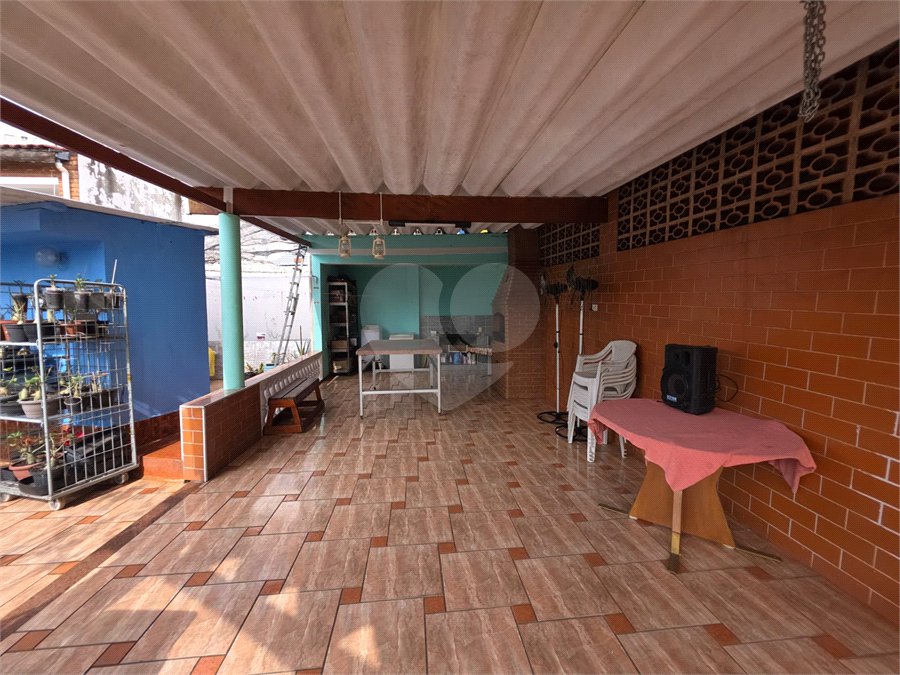 Sobrado à venda com 4 quartos, sendo 2 suítes, em Vila Nova Cachoeirinha, São Paulo, SP